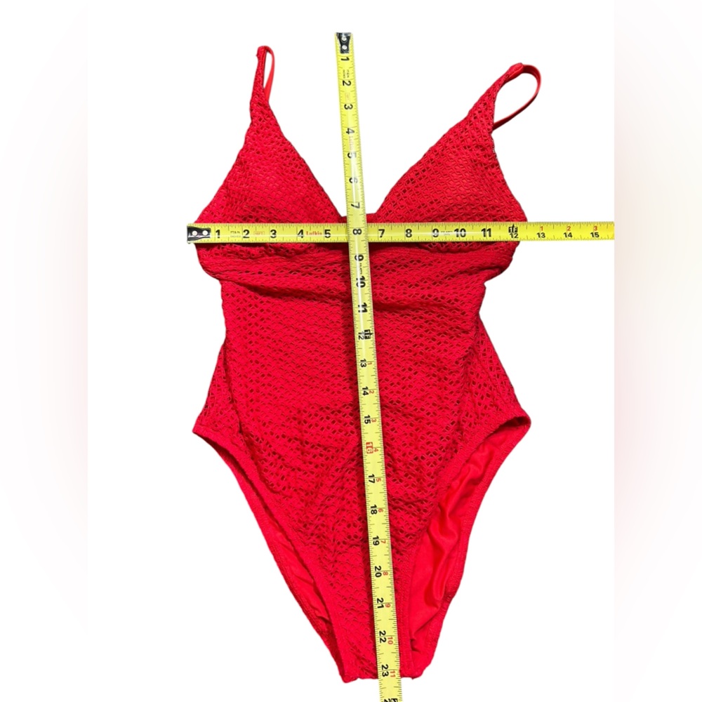 SPLENDID V front crochet one piece swimsuit size Small style SP62814M NWT - Picture 7 of 7